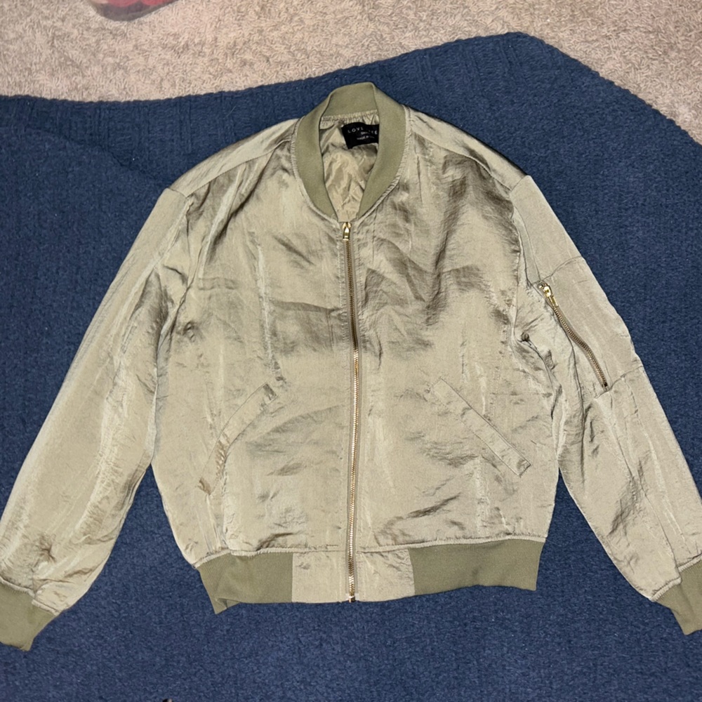 Green bomber